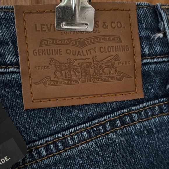 NWT Levi's Women's Ribcage Straight Leg Jeans - Deep Indigo - Picture 7 of 7